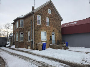 2515 60th Street - Upper