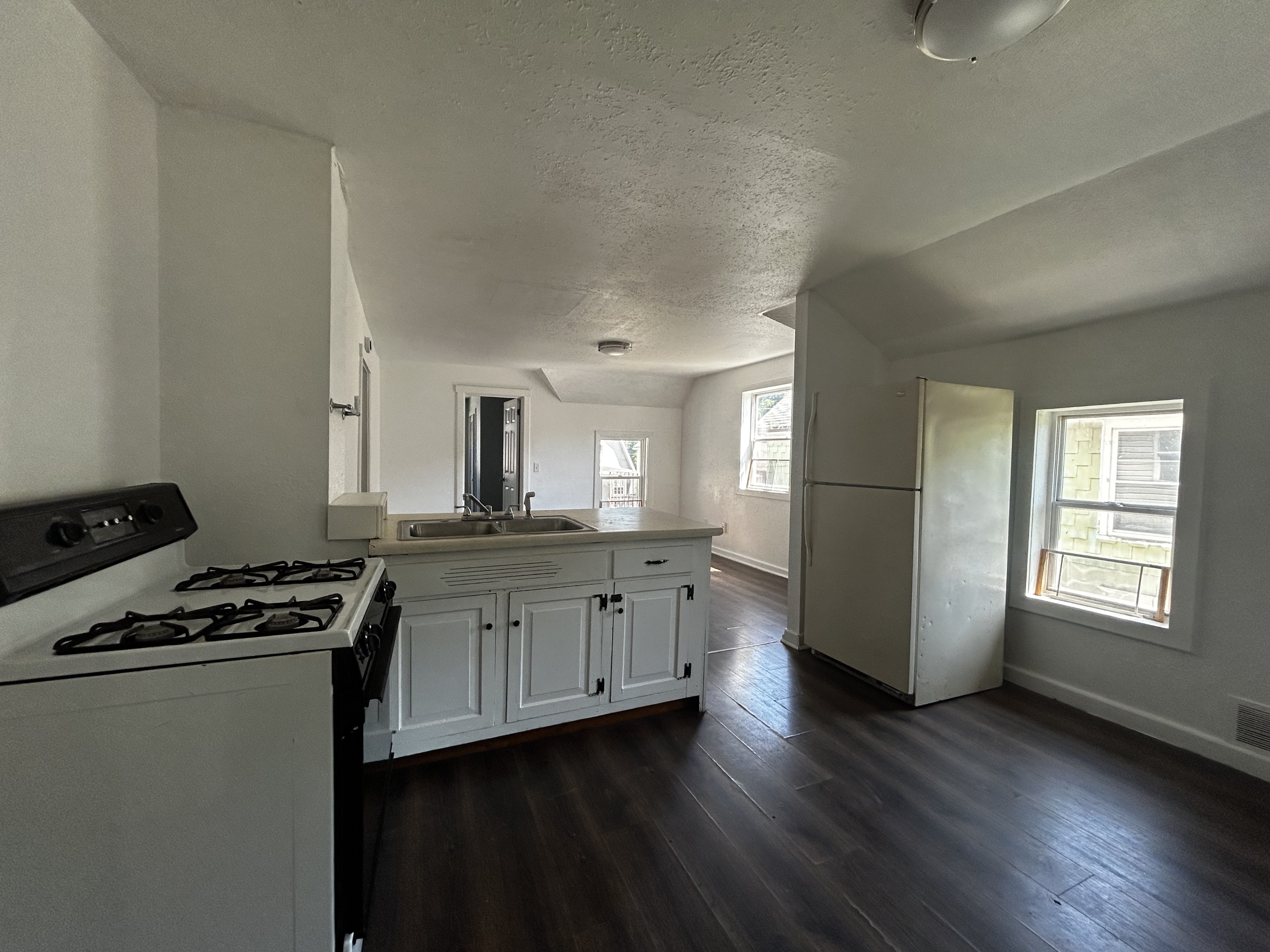 1624 Edgewood Avenue - Upper